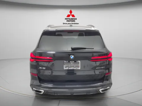 More photos of 2026 BMW X5 xDrive40i at Jidd Motors Mitsubishi, IL