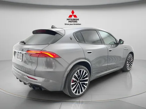 More photos of 2023 Maserati Grecale Modena at Jidd Motors Mitsubishi, IL