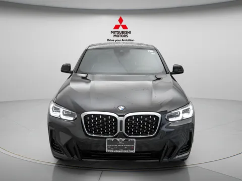 More photos of 2025 BMW X4 xDrive30i at Jidd Motors Mitsubishi, IL