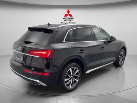 More photos of 2024 Audi Q5 45 S line Premium Plus at Jidd Motors Mitsubishi, IL