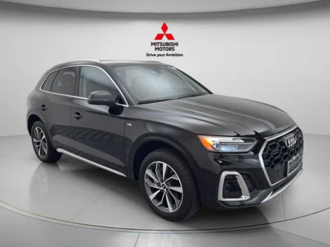Another view of 2024 Audi Q5 45 S line Premium Plus for sale in Des Plaines, IL at Jidd Motors Mitsubishi