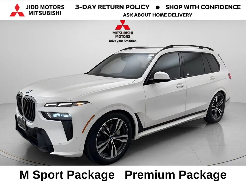 White 2025 BMW X7 xDrive40i for sale in Des Plaines, IL
