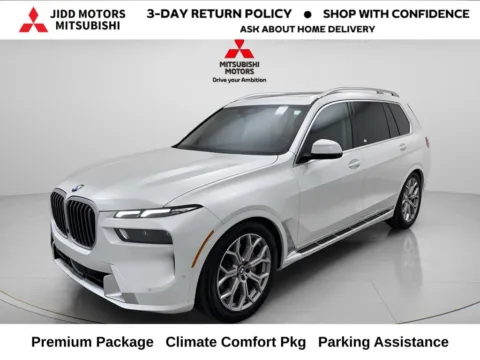 White 2025 BMW X7 xDrive40i for sale in Des Plaines, IL