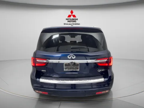 More photos of 2024 INFINITI QX80 LUXE at Jidd Motors Mitsubishi, IL