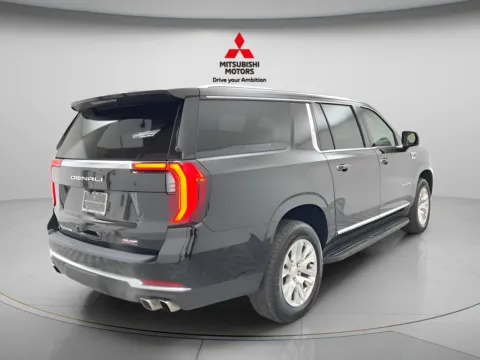 More photos of 2025 GMC Yukon XL Denali at Jidd Motors Mitsubishi, IL