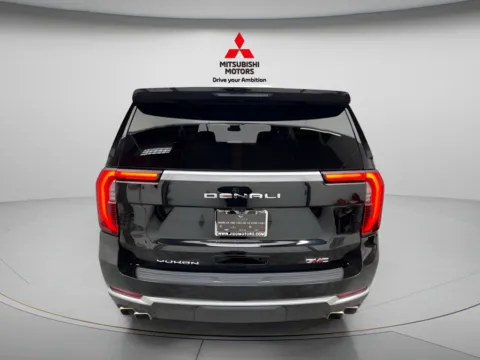More photos of 2025 GMC Yukon XL Denali at Jidd Motors Mitsubishi, IL