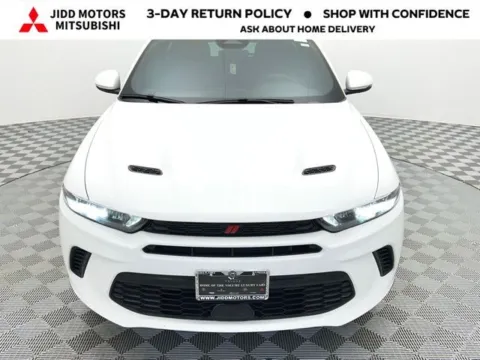 Photos of 2024 Dodge Hornet GT for sale in Des Plaines, IL at Jidd Motors Mitsubishi