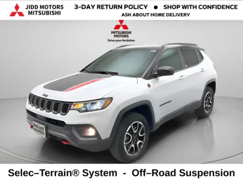 Silver 2025 Jeep Compass Trailhawk for sale in Des Plaines, IL