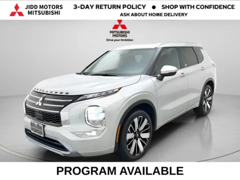 Silver 2026 Mitsubishi Outlander SEL for sale in Des Plaines, IL