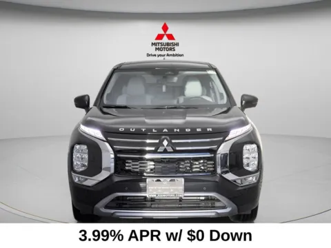 Photos of 2026 Mitsubishi Outlander SE for sale in Des Plaines, IL at Jidd Motors Mitsubishi