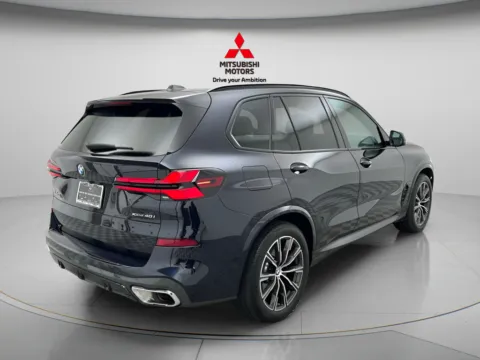 More photos of 2025 BMW X5 xDrive40i at Jidd Motors Mitsubishi, IL