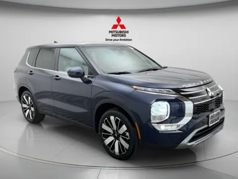 Another view of 2026 Mitsubishi Outlander SE for sale in Des Plaines, IL at Jidd Motors Mitsubishi