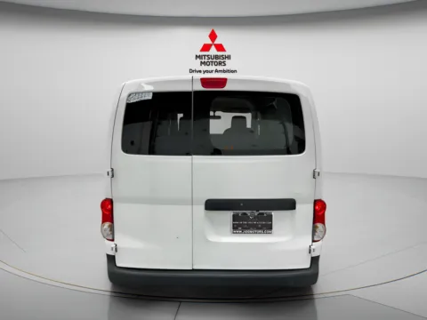More photos of 2020 Nissan NV200 S at Jidd Motors Mitsubishi, IL
