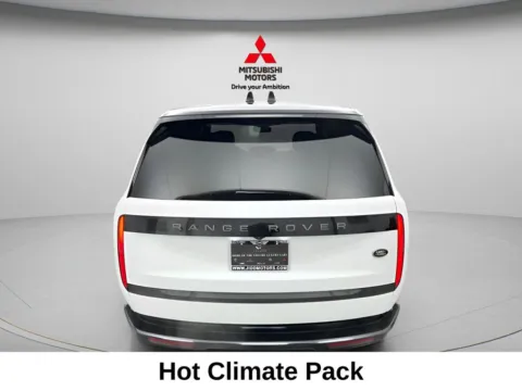 More photos of 2023 Land Rover Range Rover SE at Jidd Motors Mitsubishi, IL