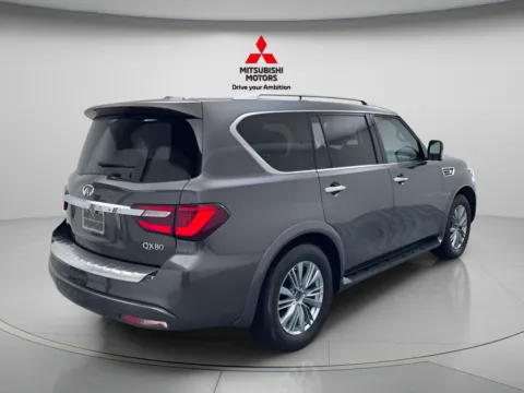 More photos of 2024 INFINITI QX80 LUXE at Jidd Motors Mitsubishi, IL