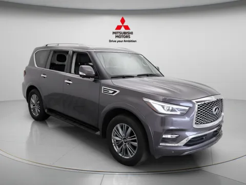 More photos of 2024 INFINITI QX80 LUXE at Jidd Motors Mitsubishi, IL