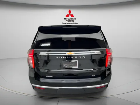 More photos of 2023 Chevrolet Suburban LT at Jidd Motors Mitsubishi, IL