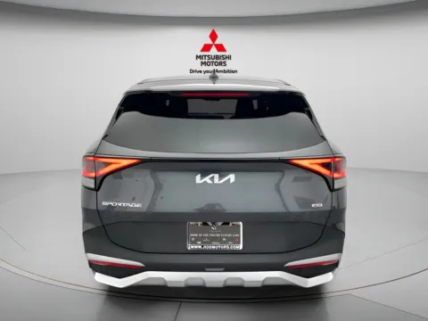 More photos of 2024 Kia Sportage LX at Jidd Motors Mitsubishi, IL
