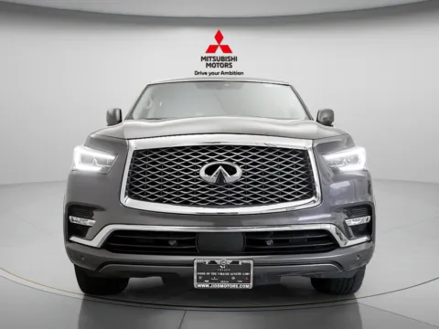 More photos of 2024 INFINITI QX80 LUXE at Jidd Motors Mitsubishi, IL
