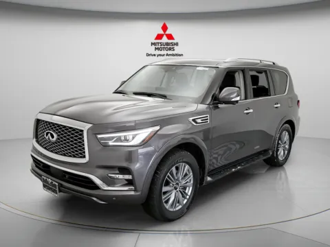 Photos of 2024 INFINITI QX80 LUXE for sale in Des Plaines, IL at Jidd Motors Mitsubishi