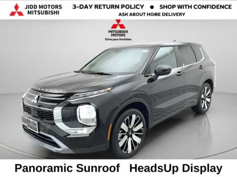 Black 2026 Mitsubishi Outlander SE for sale in Des Plaines, IL