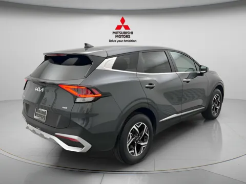 More photos of 2024 Kia Sportage LX at Jidd Motors Mitsubishi, IL