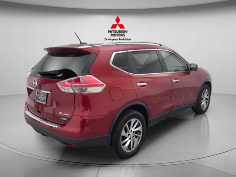 More photos of 2014 Nissan Rogue SL at Jidd Motors Mitsubishi, IL