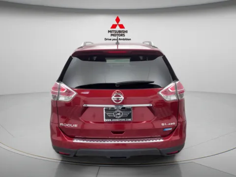 More photos of 2014 Nissan Rogue SL at Jidd Motors Mitsubishi, IL