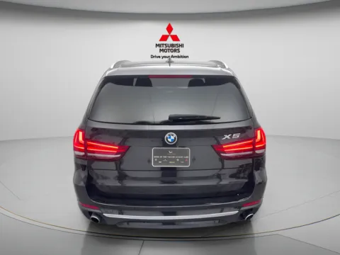 More photos of 2015 BMW X5 xDrive35i at Jidd Motors Mitsubishi, IL