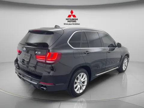 More photos of 2015 BMW X5 xDrive35i at Jidd Motors Mitsubishi, IL