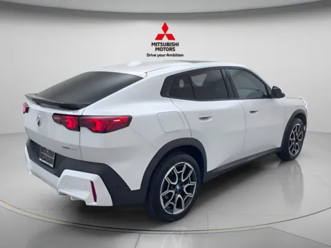 More photos of 2025 BMW X2 xDrive28i at Jidd Motors Mitsubishi, IL