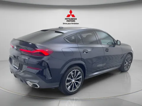More photos of 2025 BMW X6 xDrive40i at Jidd Motors Mitsubishi, IL