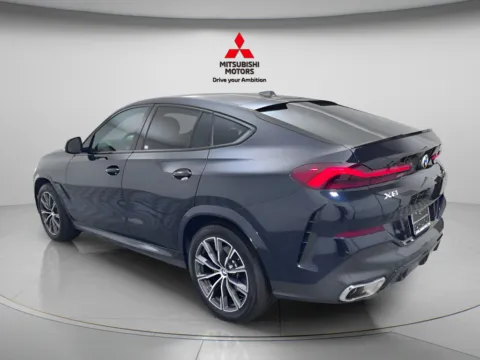 More photos of 2026 BMW X6 xDrive40i at Jidd Motors Mitsubishi, IL