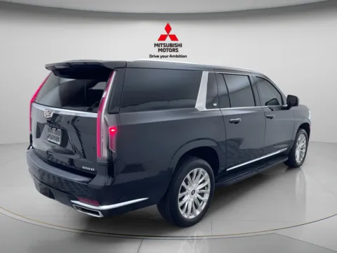 Another view of 2024 Cadillac Escalade ESV Premium for sale in Des Plaines, IL at Jidd Motors Mitsubishi