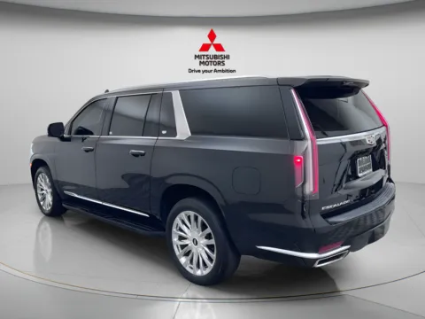 More photos of 2024 Cadillac Escalade ESV Premium at Jidd Motors Mitsubishi, IL