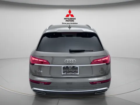 More photos of 2023 Audi Q5 45 S line Premium at Jidd Motors Mitsubishi, IL