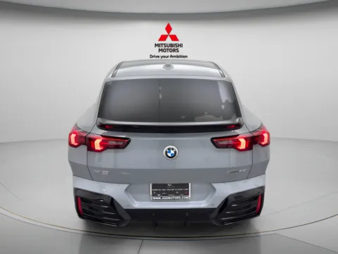 More photos of 2026 BMW X2 xDrive28i at Jidd Motors Mitsubishi, IL