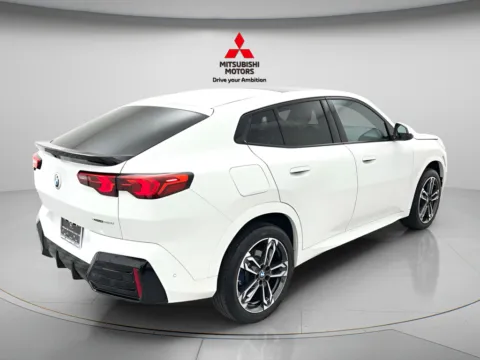 More photos of 2026 BMW X2 xDrive28i at Jidd Motors Mitsubishi, IL