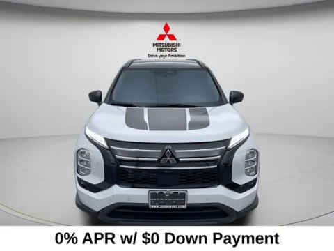 Photos of 2026 Mitsubishi Outlander Trail Edition for sale in Des Plaines, IL at Jidd Motors Mitsubishi