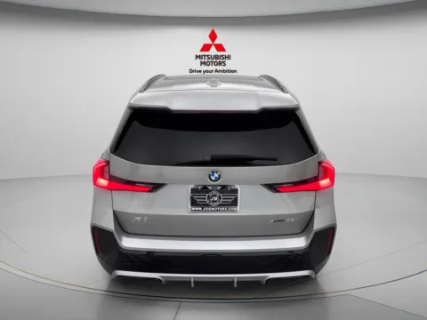 More photos of 2026 BMW X1 xDrive28i at Jidd Motors Mitsubishi, IL