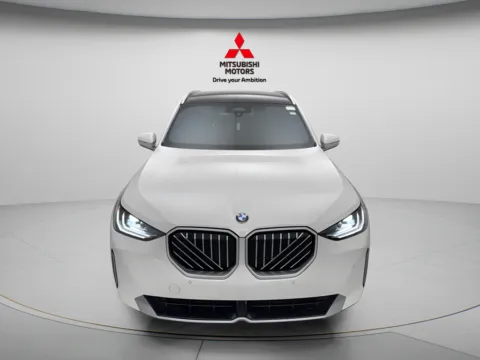 Photos of 2026 BMW X3 30 xDrive for sale in Des Plaines, IL at Jidd Motors Mitsubishi