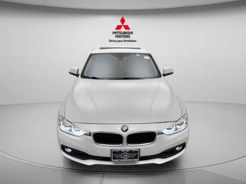 Photos of 2018 BMW 3 Series 320i xDrive for sale in Des Plaines, IL at Jidd Motors Mitsubishi