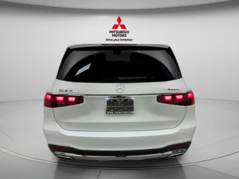 More photos of 2026 Mercedes-Benz GLS 450 at Jidd Motors Mitsubishi, IL