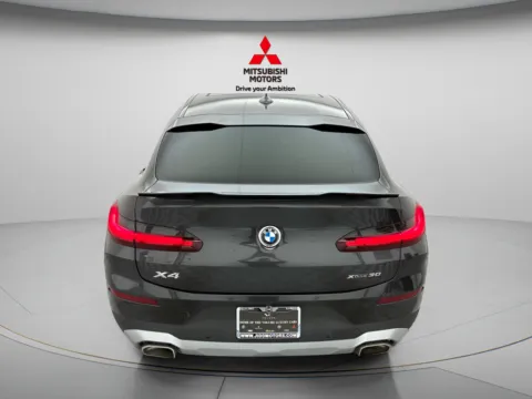 More photos of 2025 BMW X4 xDrive30i at Jidd Motors Mitsubishi, IL