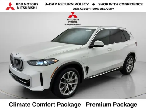 White 2025 BMW X5 xDrive50e for sale in Des Plaines, IL