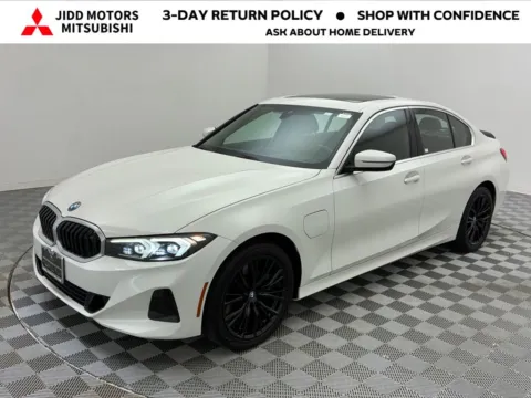 White 2024 BMW 3 Series 330e xDrive for sale in Des Plaines, IL
