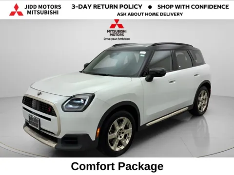 White 2025 MINI Cooper S Countryman Signature Plus for sale in Des Plaines, IL