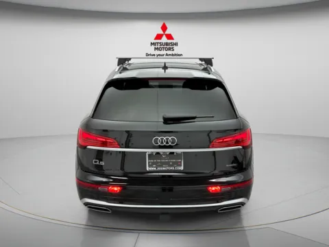 More photos of 2024 Audi Q5 45 S line Premium Plus at Jidd Motors Mitsubishi, IL