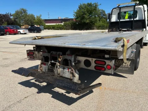 Another view of 2007 Hino Hino 258 for sale in Des Plaines, IL at Jidd Motors Mitsubishi