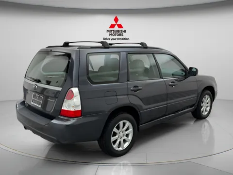 More photos of 2008 Subaru Forester 2.5X at Jidd Motors Mitsubishi, IL